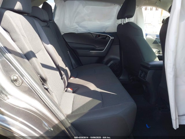 Toyota RAV4 LE 2024 2T3K1RFV4RC281730 Image 8