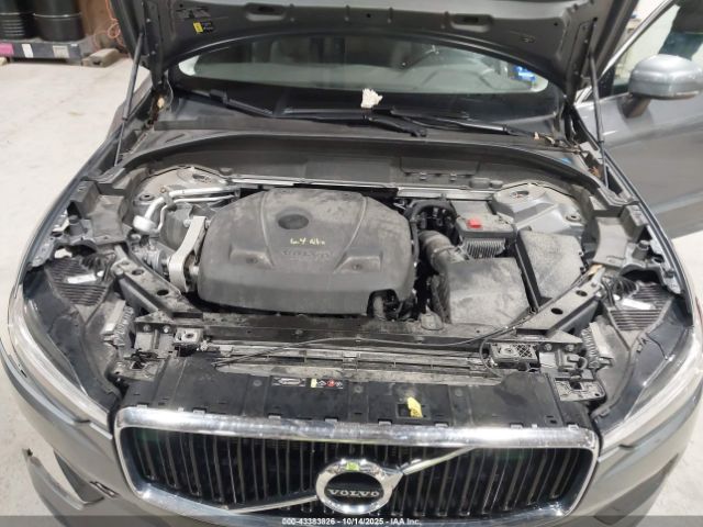 2021 VOLVO XC60 YV4102RK3M1822289 Photo 9