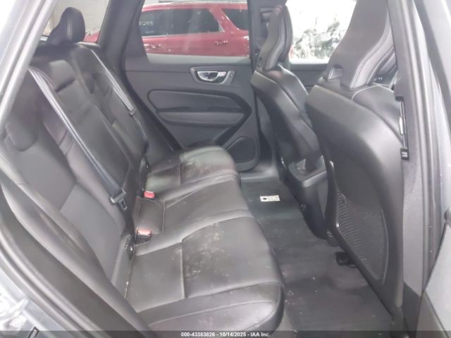 2021 VOLVO XC60 YV4102RK3M1822289 Photo 7