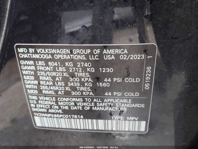 2023 VOLKSWAGEN ID.4 1V2WNPE85PC017614 Photo 8