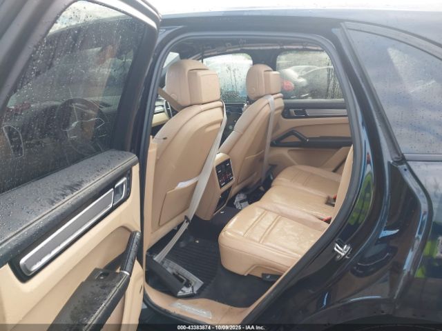 2023 PORSCHE CAYENNE WP1AA2AY6PDA04718 Photo 7