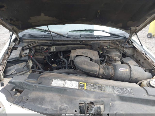 Продаж на аукціоні авто 2002 Ford F-150 Lariat/xl/xlt, vin: 1FTRX18L12NA27639, номер лоту: 43383916
