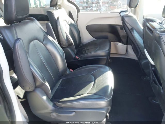 2018 CHRYSLER PACIFICA HYBRID 2C4RC1N77JR213691 Photo 7