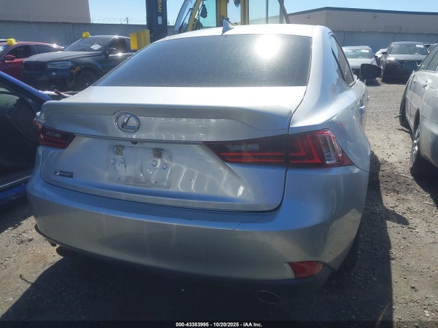 Lexus IS 200T 2016 JTHBA1D29G5007824 Image 41