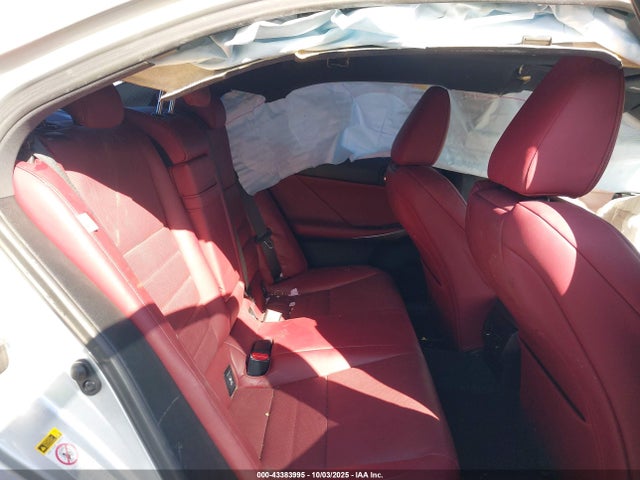 Lexus IS 200T 2016 JTHBA1D29G5007824 Image 32