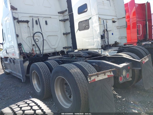 3AKJHHDR8LSLL1123 Freightliner Detroit Diesel Dd15