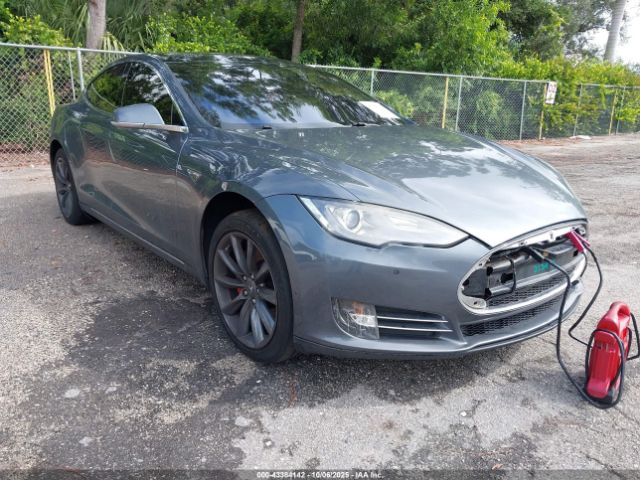 2013 TESLA MODEL S 5YJSA1CN9DFP28622