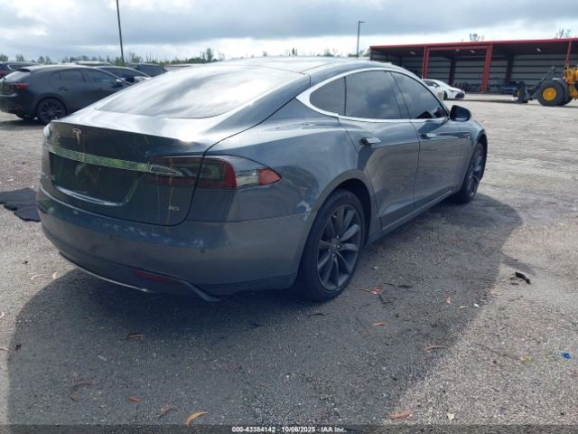 2013 TESLA MODEL S 5YJSA1CN9DFP28622 Photo 3