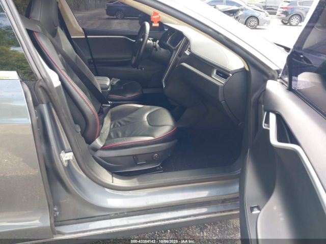 2013 TESLA MODEL S 5YJSA1CN9DFP28622 Photo 4