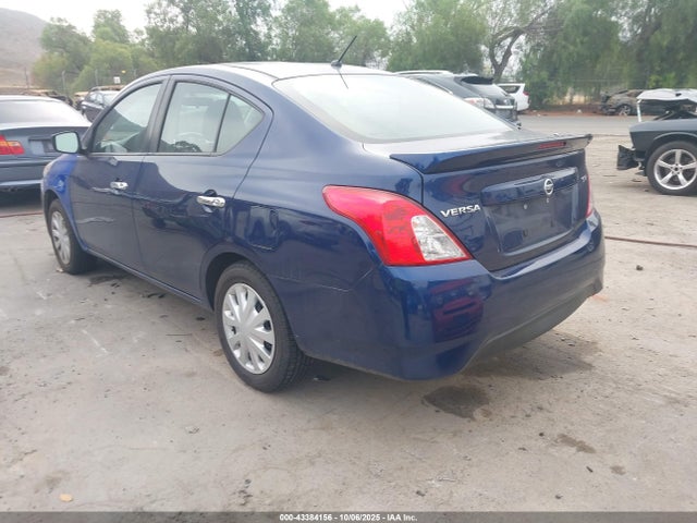 Nissan 2018 2018 3N1CN7AP3JL872263 Image 3