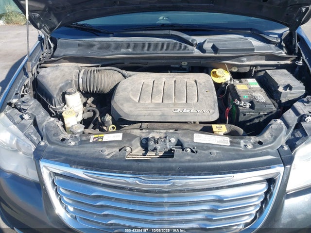 Chrysler 2016 2016 2C4RC1BGXGR231146 Image 10