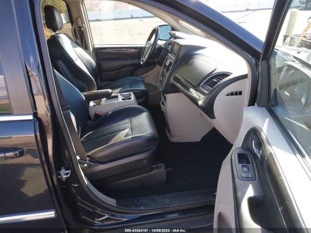 Chrysler 2016 2016 2C4RC1BGXGR231146 Image 5