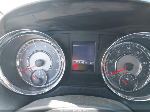 Chrysler 2016 2016 2C4RC1BGXGR231146 Image 7