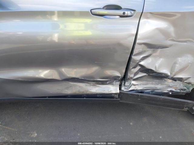 2022 MITSUBISHI OUTLANDER JA4J3UA85NZ010463 Photo 5