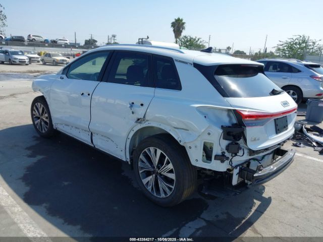 2023 AUDI Q4 E-TRON WA1BCBFZ8PP028061 Photo 2