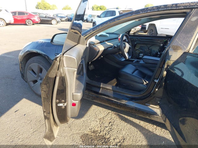 2021 TESLA MODEL 3 5YJ3E1EA3MF867857 Photo 4