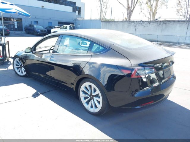 2022 TESLA MODEL 3 5YJ3E1EB4NF137966 Photo 2