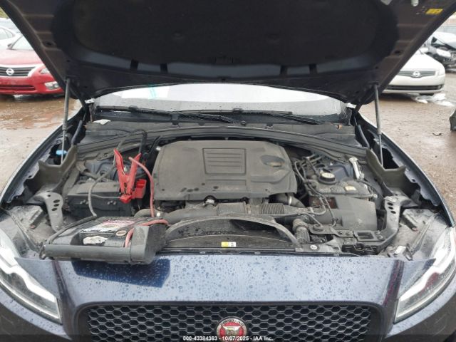 2018 JAGUAR F-PACE SADCL2FX4JA275536 Photo 9