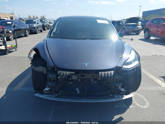 5YJ3E1EA8KF480315 Tesla MODEL 3