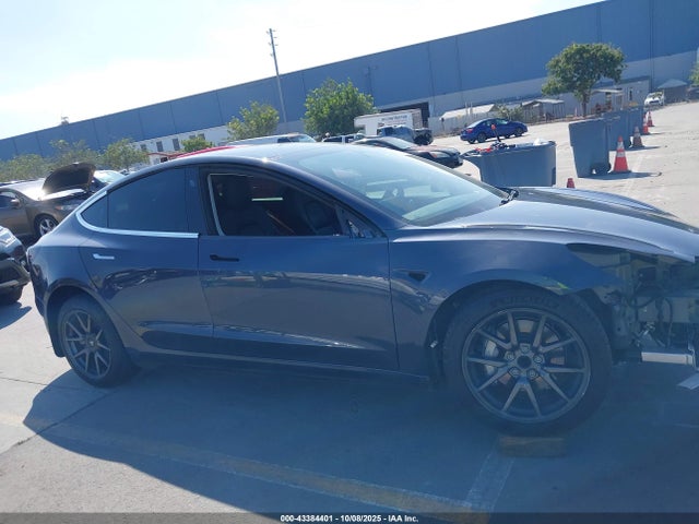 5YJ3E1EA8KF480315 Tesla MODEL 3