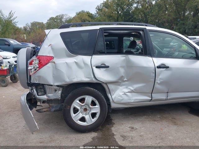 2007 TOYOTA RAV4 JTMZD33V576044846 Photo 5