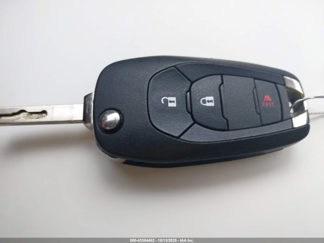 KL77LFE29RC242586 Chevrolet Trax Fwd Sp
