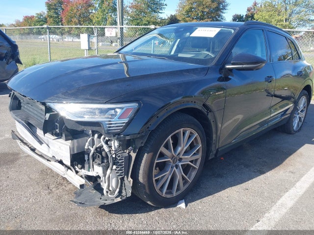 2021 AUDI E-TRON WA1VABGE0MB007020 Photo 1