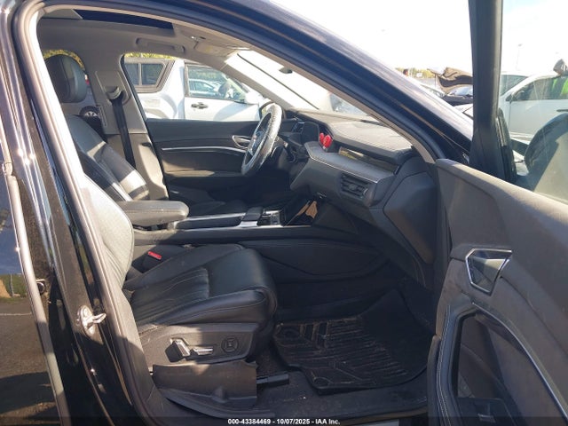 2021 AUDI E-TRON WA1VABGE0MB007020 Photo 4