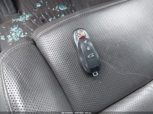 2017 PORSCHE MACAN WP1AB2A53HLB15043 Photo 10