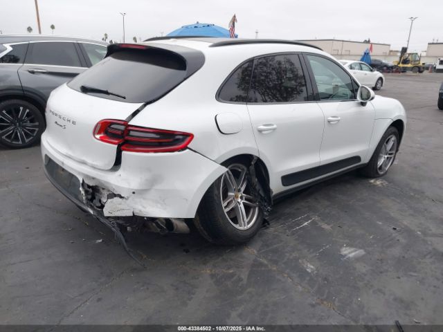 2017 PORSCHE MACAN WP1AB2A53HLB15043 Photo 3