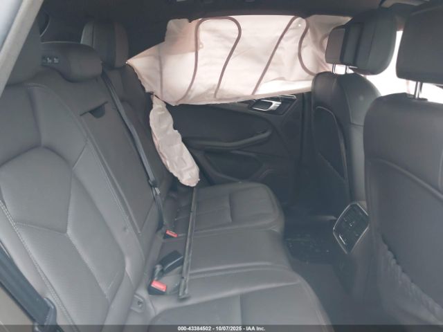 2017 PORSCHE MACAN WP1AB2A53HLB15043 Photo 7