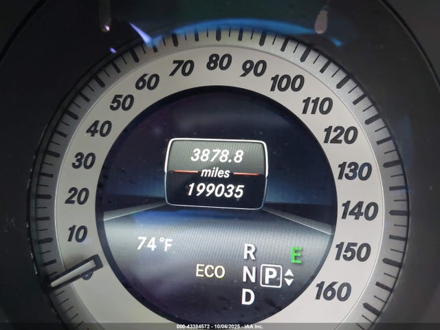 43384572 :رقم المزاد ، WDDHF5KB0EA889239 vin ، 2014 Mercedes-benz E 350 مزاد بيع
