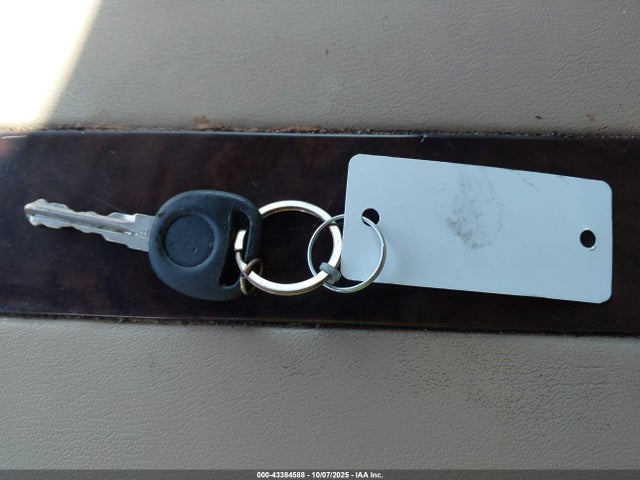 2011 CADILLAC ESCALADE ESV 1GYS4JEFXBR102267 Photo 10