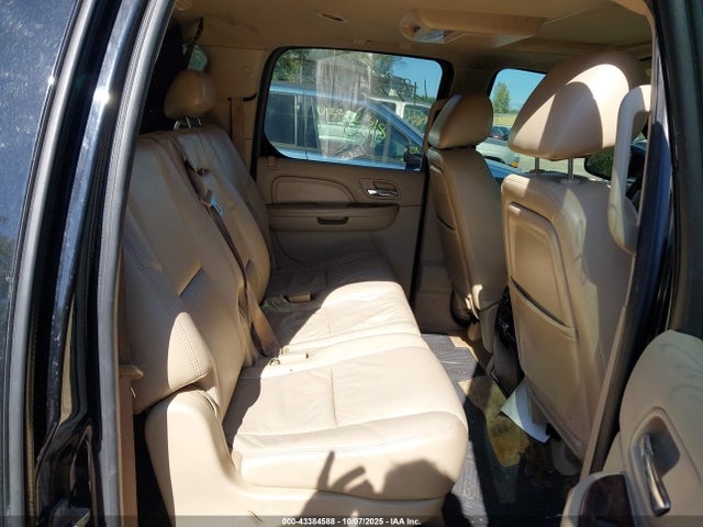 2011 CADILLAC ESCALADE ESV 1GYS4JEFXBR102267 Photo 7