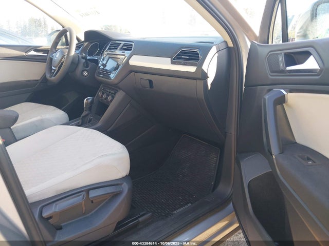 3VV1B7AX1KM193277 Volkswagen 2019