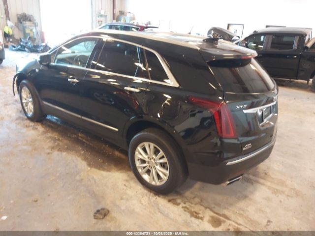 2022 CADILLAC XT5 1GYKNBR45NZ108803 Photo 2