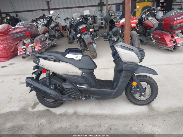 Yamaha YW125 2024 RKRSEH9Y4RA006997 Image 12