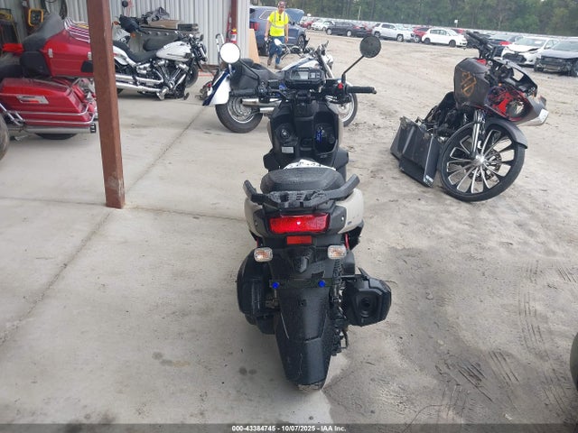 Yamaha YW125 2024 RKRSEH9Y4RA006997 Image 6