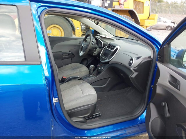 Продаж на аукціоні авто 2020 Chevrolet Sonic Fwd  Ls, vin: 1G1JB5SB7L4100239, номер лоту: 43384753