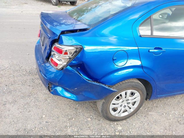 Продаж на аукціоні авто 2020 Chevrolet Sonic Fwd  Ls, vin: 1G1JB5SB7L4100239, номер лоту: 43384753