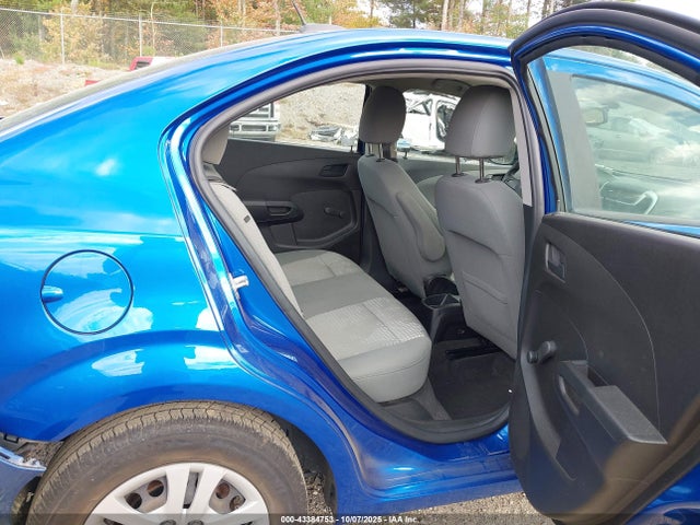 Продаж на аукціоні авто 2020 Chevrolet Sonic Fwd  Ls, vin: 1G1JB5SB7L4100239, номер лоту: 43384753