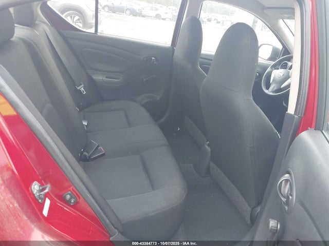 Nissan 2015 2015 3N1CN7AP9FL944574 Image 8