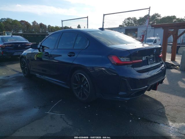 2023 BMW 3 SERIES WBA43FF02PFN30204 Photo 2