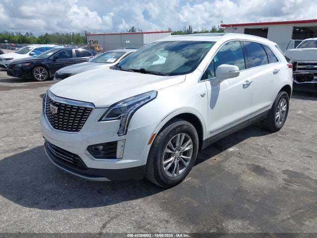 2022 CADILLAC XT5 1GYKNCRS3NZ182709 Photo 1