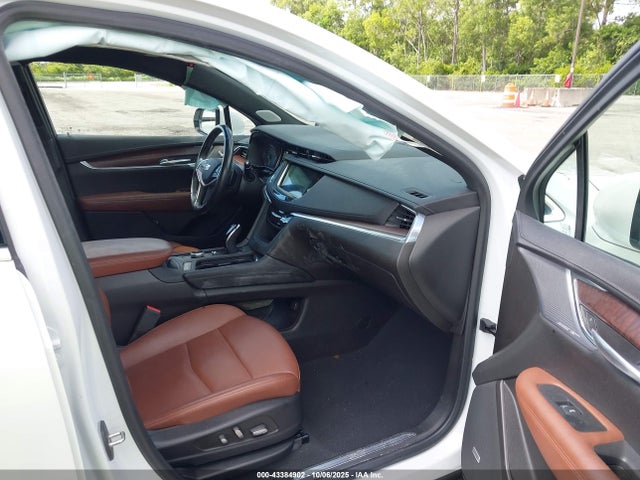 2022 CADILLAC XT5 1GYKNCRS3NZ182709 Photo 4