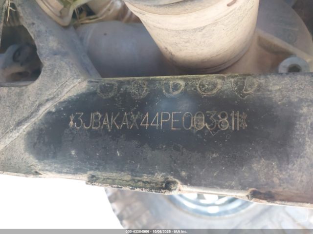 2023 CAN-AM COMMANDER 3JBAKAX44PE003811 Photo 9