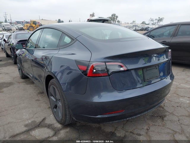 2023 TESLA MODEL 3 5YJ3E1EA2PF713936 Photo 2