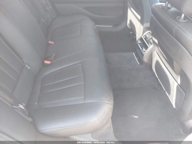 2019 BMW 740I WBA7E2C58KB454729 Photo 7