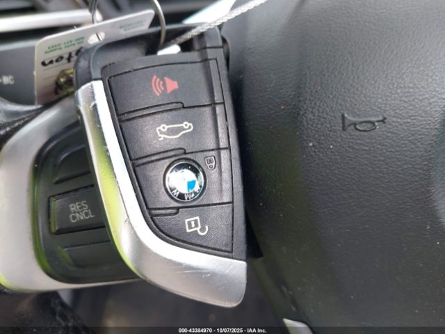 2018 BMW X1 WBXHT3C33J5L31969 Photo 10