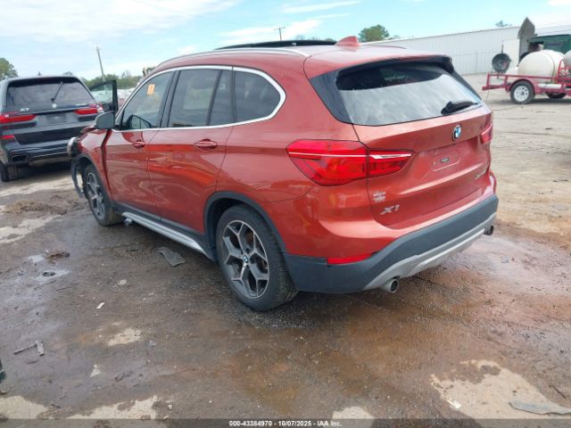 2018 BMW X1 WBXHT3C33J5L31969 Photo 2
